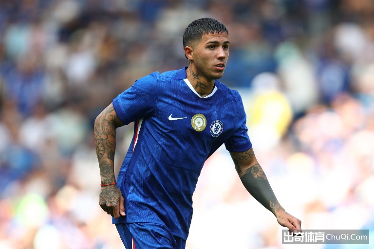 张琪格现场,助阵,目睹国足精,网球比分捷报网,网球赛事平台,网球比赛信息,网球赛事数据,网球赛事中心